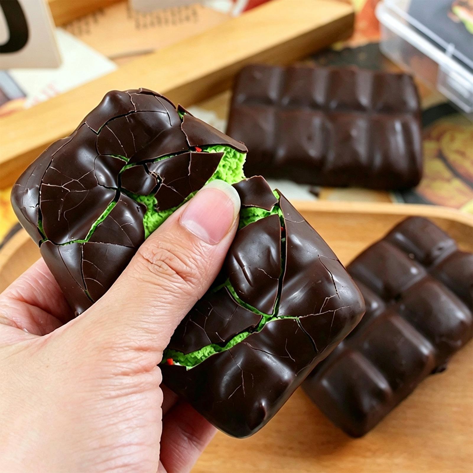 Chocolate Squishy Squeeze Toy  - Food & Snacks Pdf recension och pris