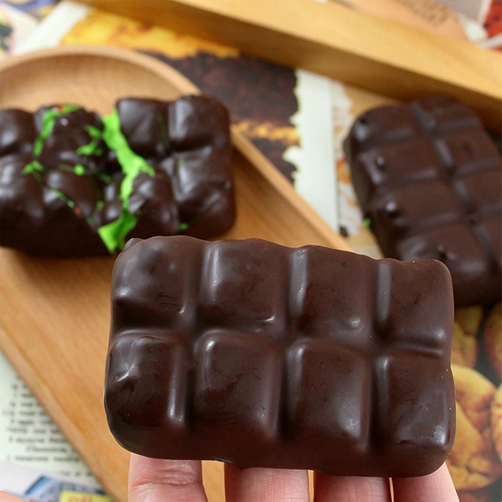 Chocolate Squishy Squeeze Toy  - Food & Snacks Pdf recension och pris